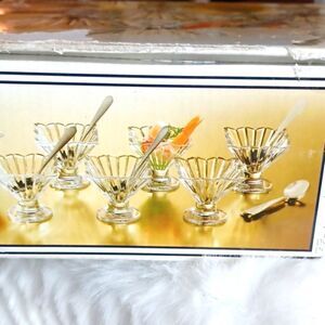 Crystal clear Taster Tinis Dishes ‎ W 17 Piece Spoons New In The Box